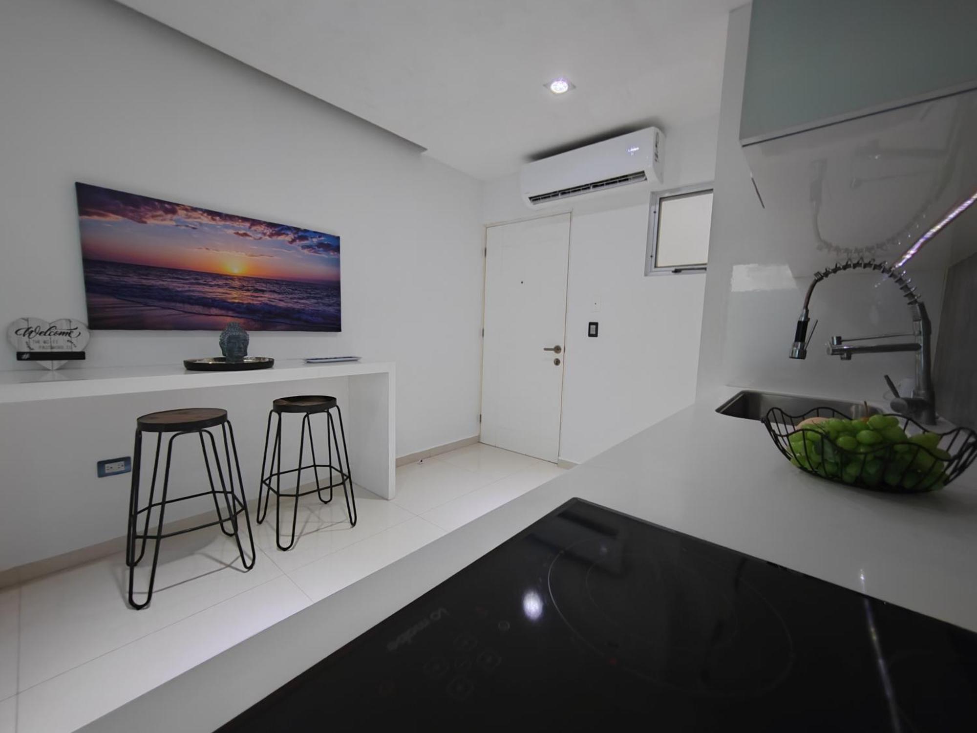 Appartement Centrally Located Steps Away From 5th Avenue And The Beach! By.yeah