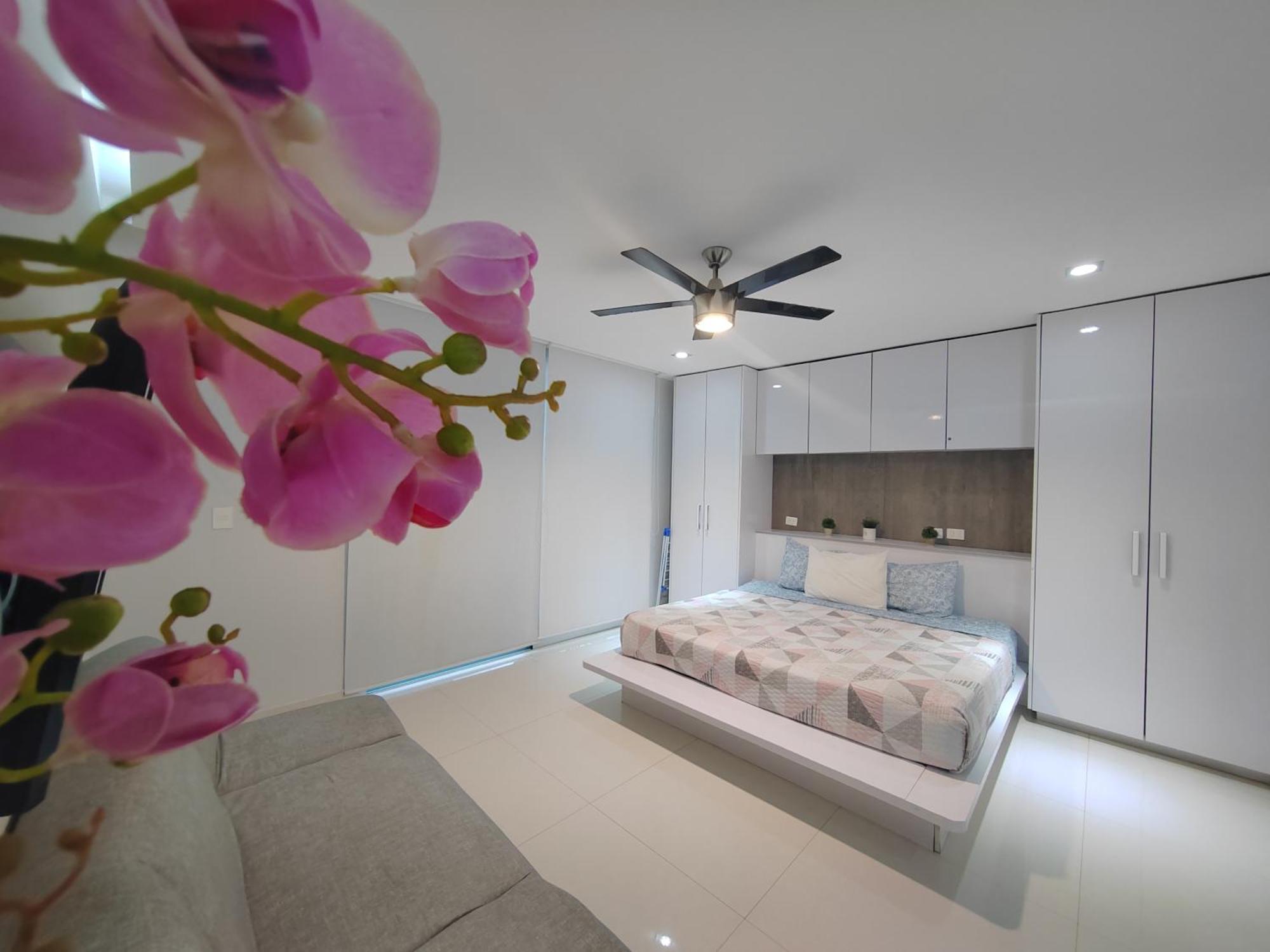 Appartement Centrally Located Steps Away From 5th Avenue And The Beach! By.yeah *